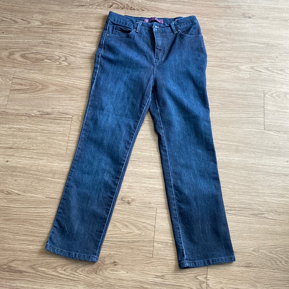 Gloria Vanderbilt blue jeans